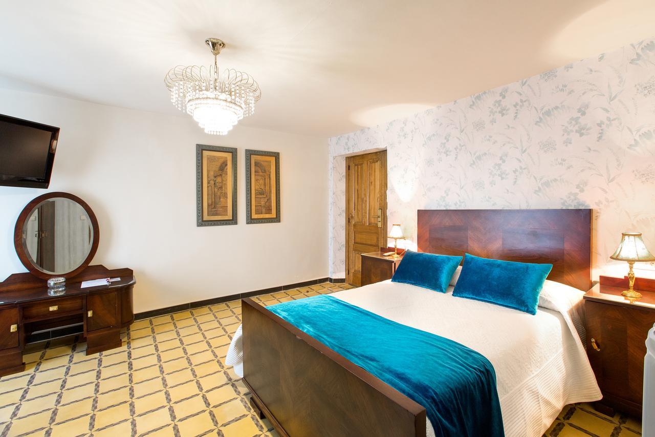 Hotel Villa San Jorge Azanúy Kültér fotó